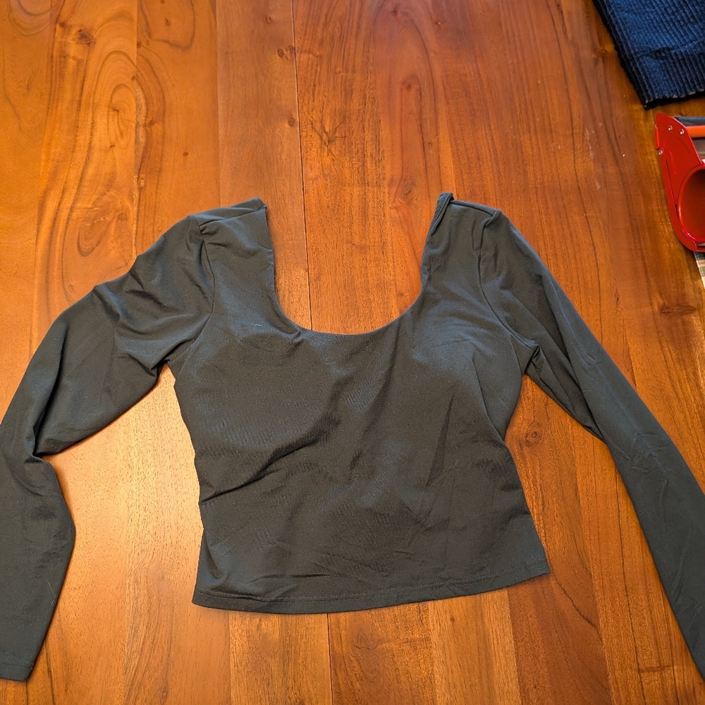 Women's Fabletics Open-back Long Sleeve Workout Top